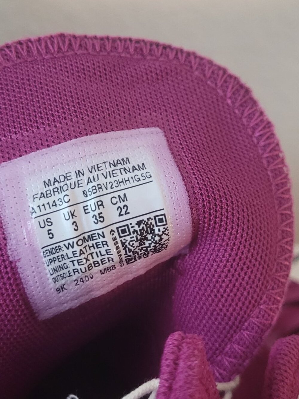 Converse - Picture 2 of 5